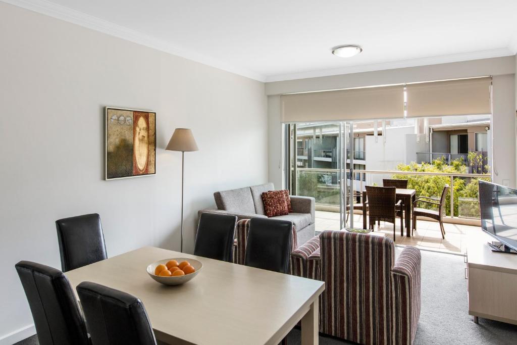 Oaks Brisbane Mews Suites - Resim 23