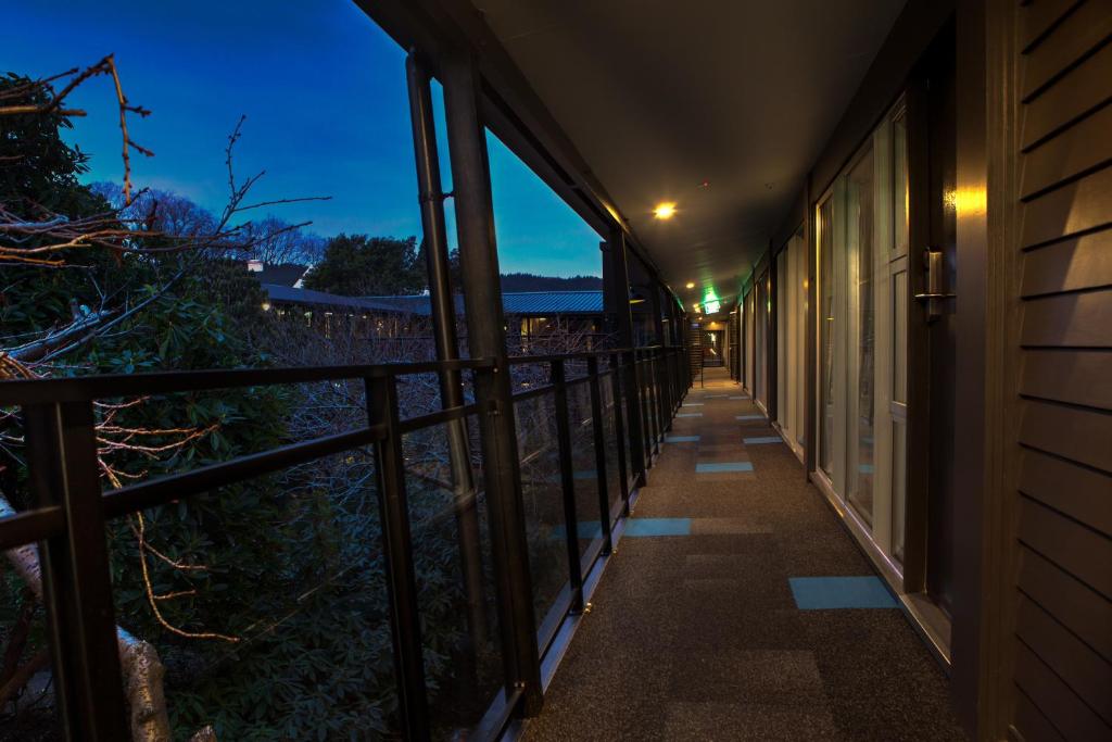 Aurora on George - Resim 42