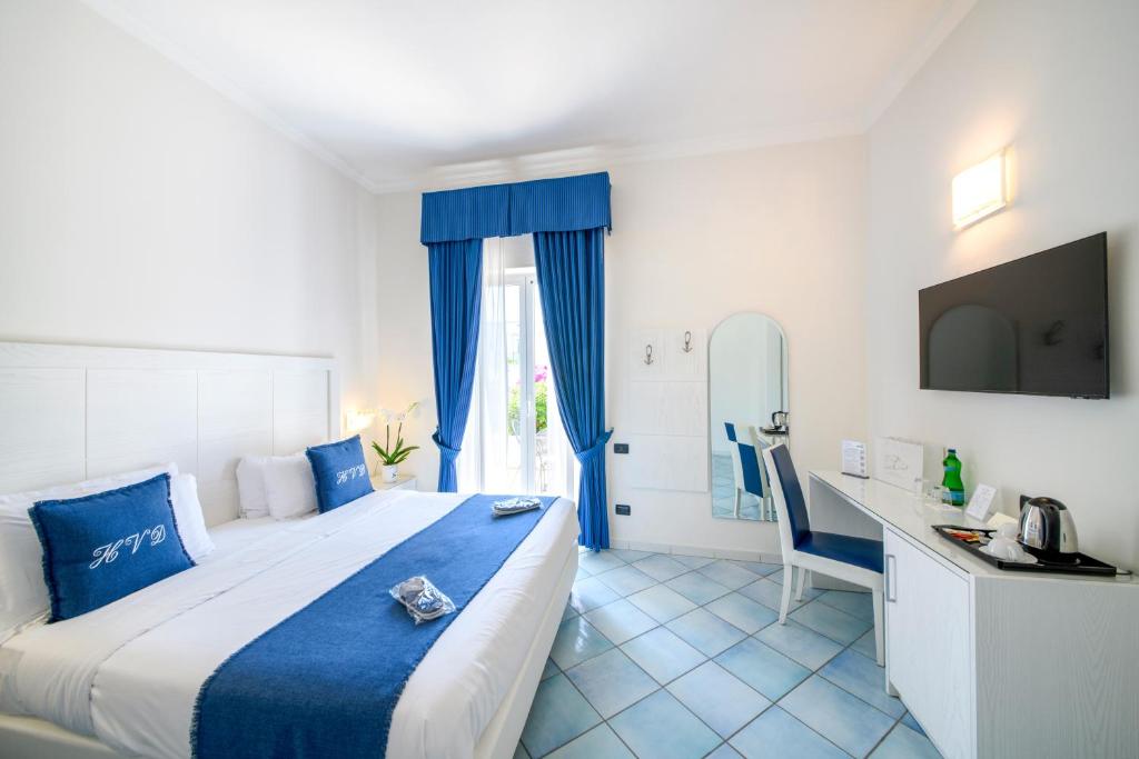 Hotel Villa Durrueli Resort & Spa - Comfort Quadruple Room