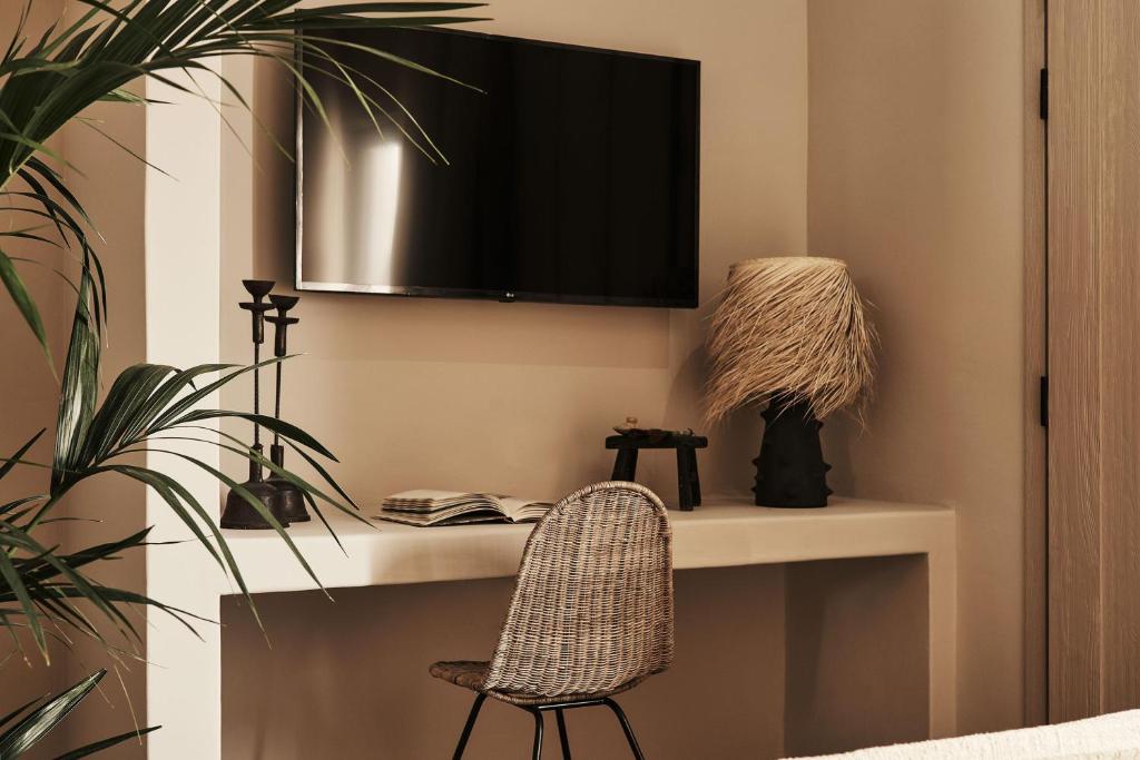 Amyth of Mykonos Agios Stefanos - 13