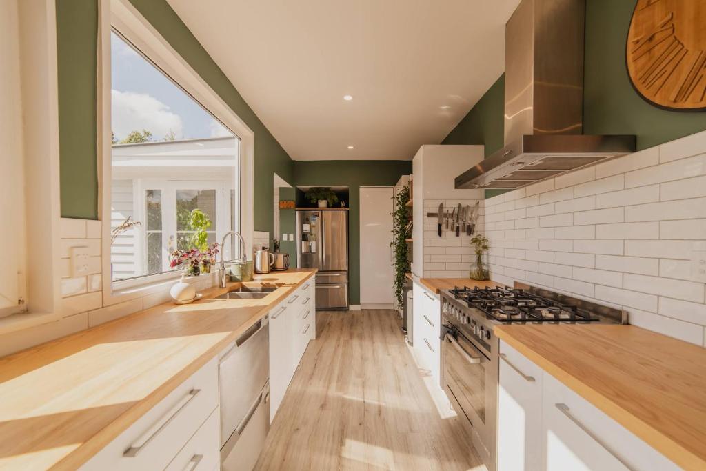 Cosy House with Garden and Hot Tub - Pet Friendly - Resim 36