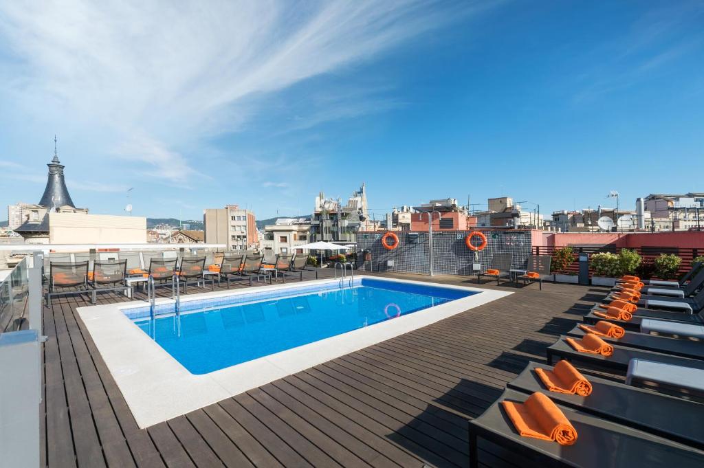 Swimmingpoolen hos eller tæt på Hotel Jazz