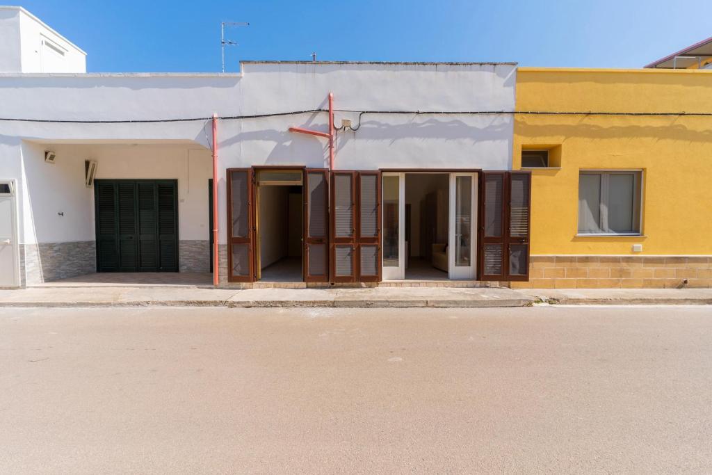 Το κτήριο όπου στεγάζεται  το διαμέρισμα