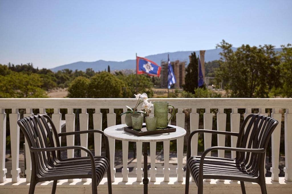 Acropolis Deluxe Residence