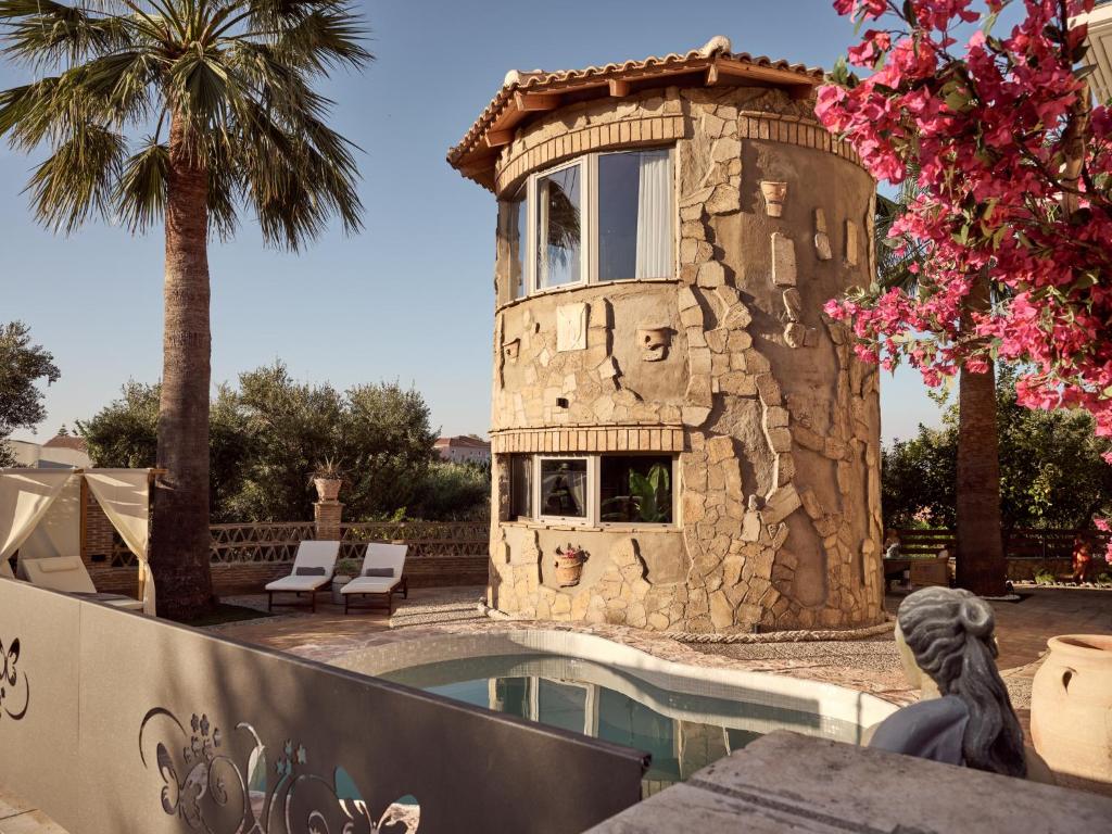 Ilision Stone Tower - Private Heart-Shaped Pool, Argassi (updated ...
