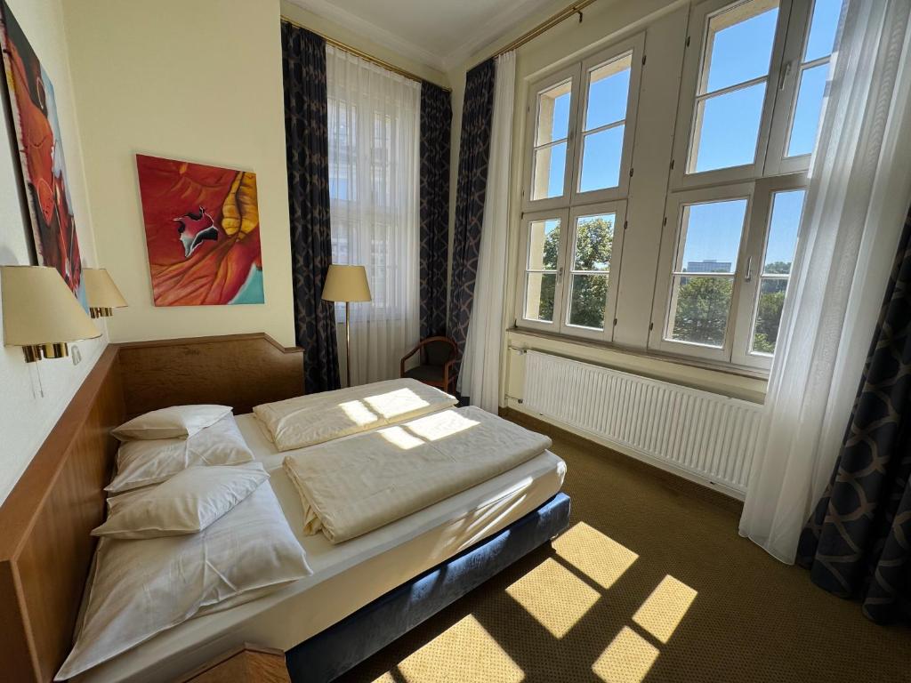 Hotel Viktoria - Resim 38