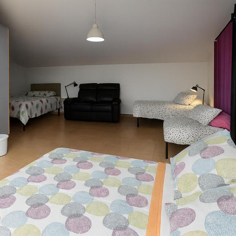 Victors Rooms - Habitaciones Privadas en mi Acogedor Chalet - 10