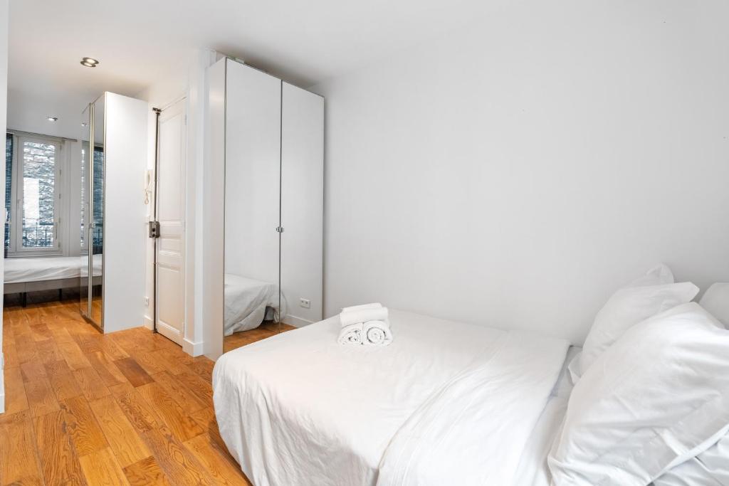 Montmartre - Élégance & Charme au pied Sacré-Cœur - Resim 11