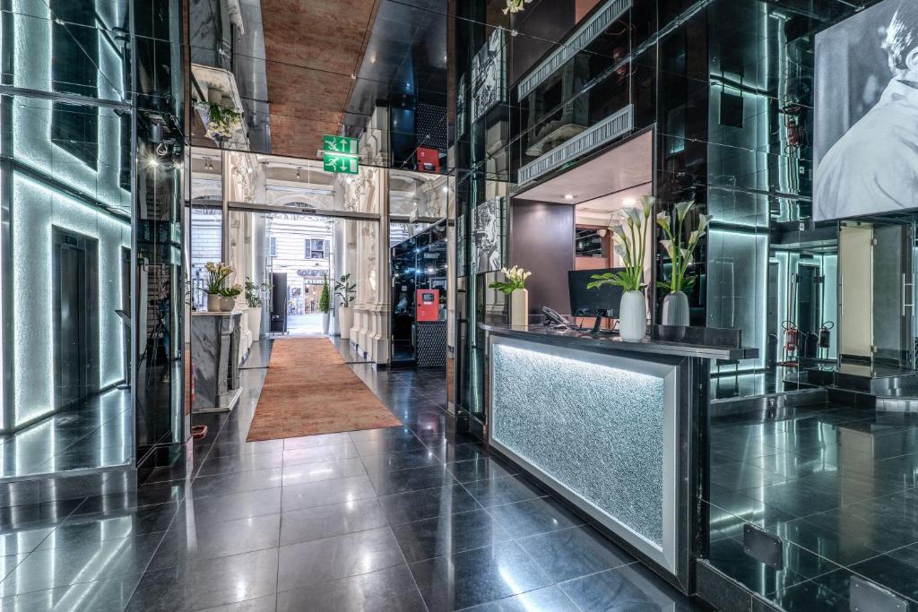 La Griffe Hotel Roma - Resim 9