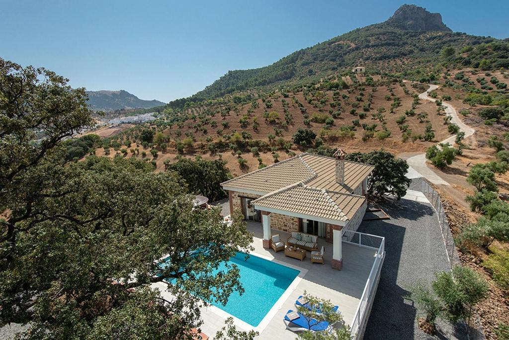 Pemandangan gunung umum atau pemandangan gunung yang diambil dari vila ini