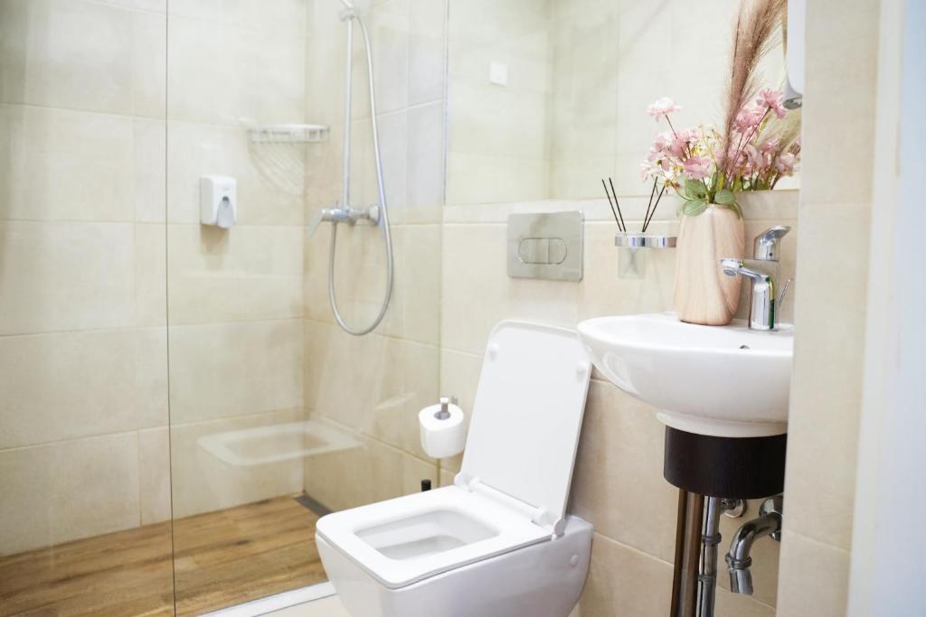 Boutique Hotel Aviator - Resim 6