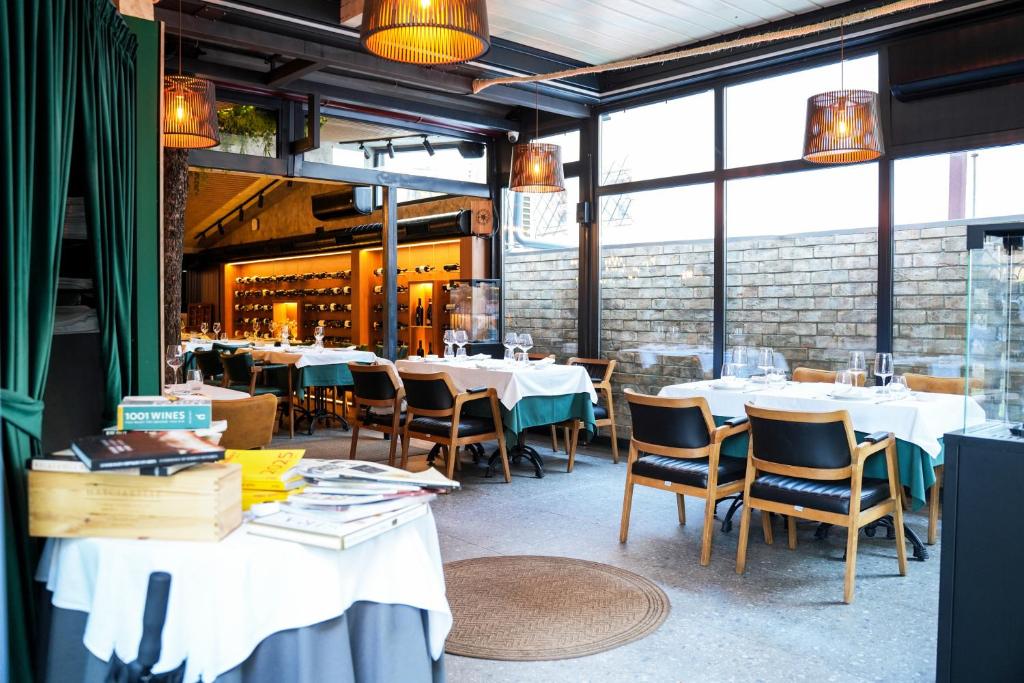 Boutique Hotel Aviator - Resim 5