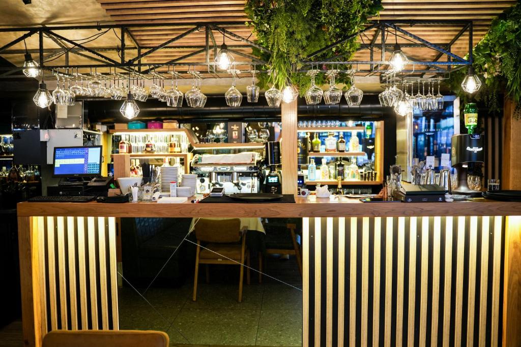 Boutique Hotel Aviator - Resim 21