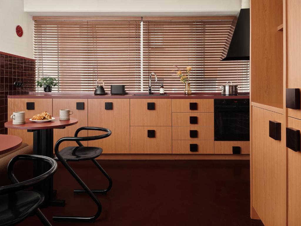 Bob W Stockholm Norrmalm - Resim 12