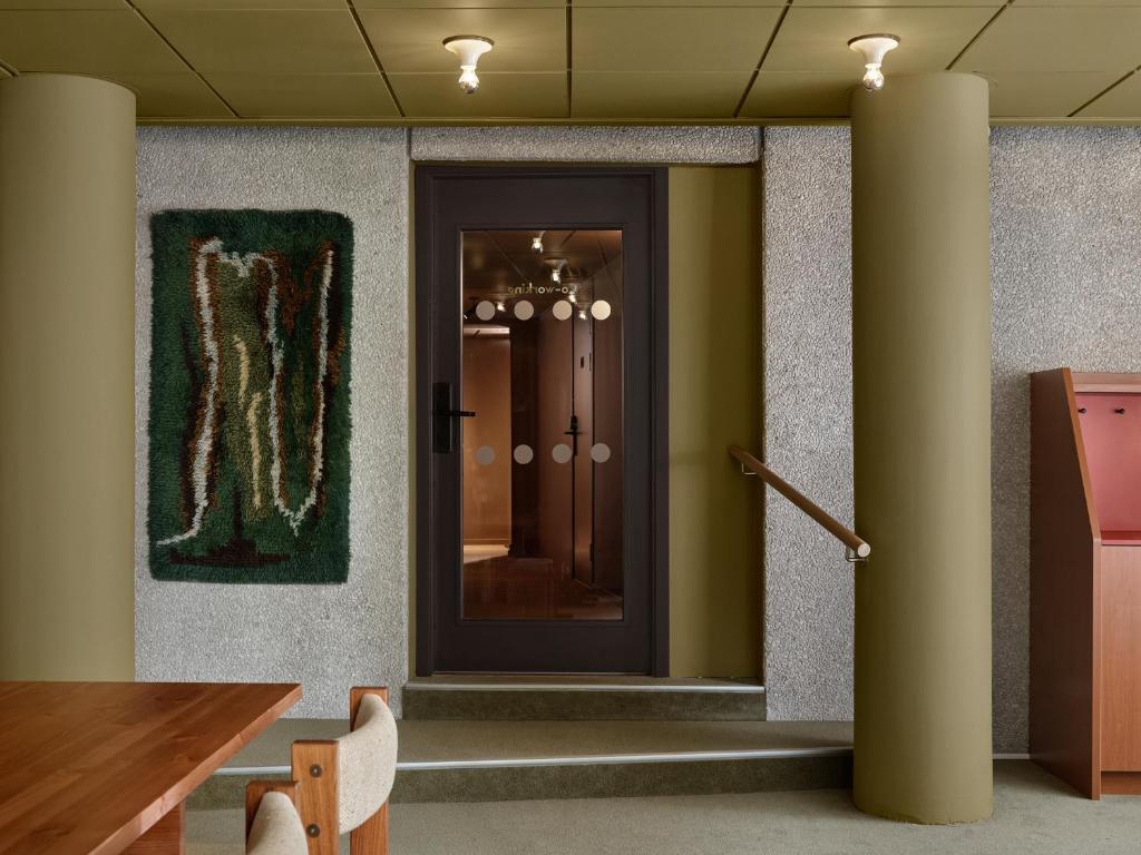 Bob W Stockholm Norrmalm - Resim 20