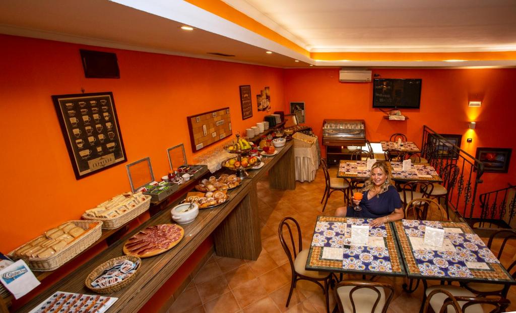 Hotel Neapolis - Resim 9