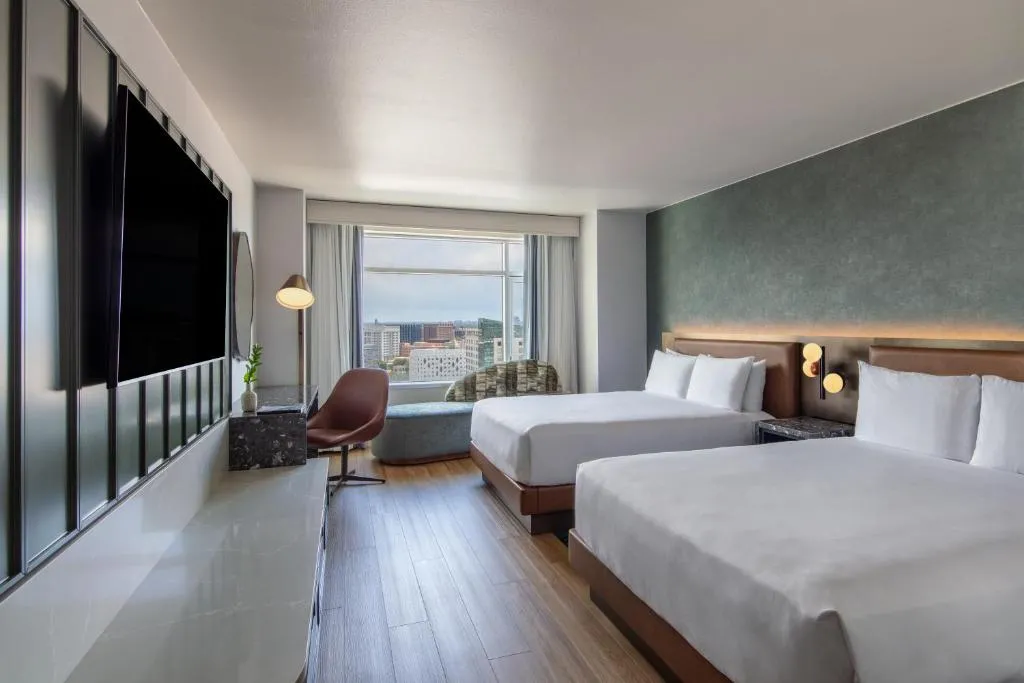 Queen Room with Two Queen Beds - High floor