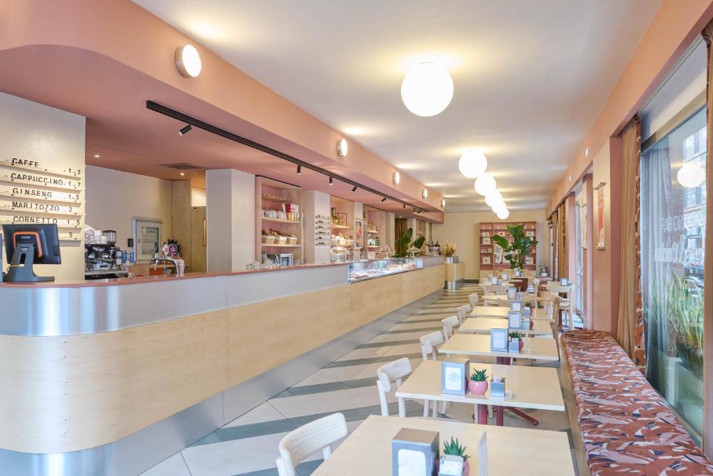 Moderno Hotel Roma - Resim 12