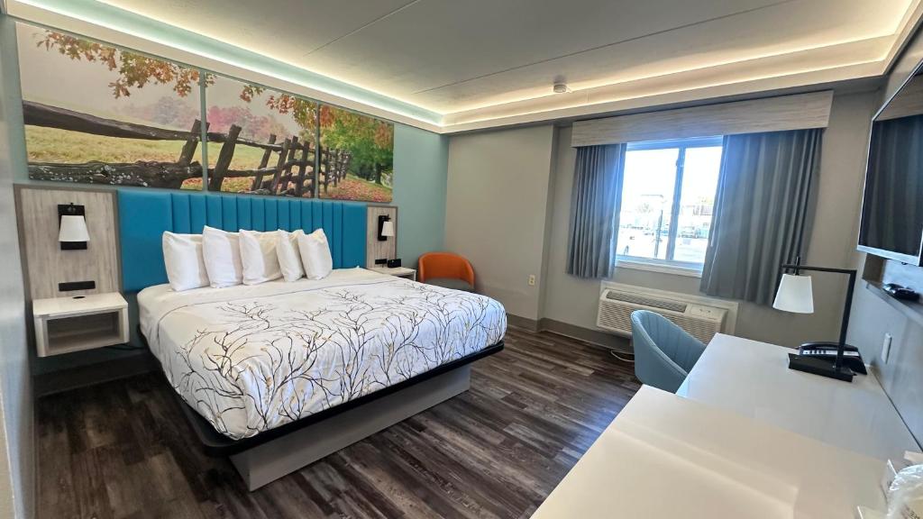 Days Inn by Wyndham Southington - Habitación Con Cama Extragrande - No Fumadores