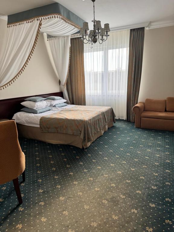 Parisel Palace Centrum Konferencyjno-Wypoczynkowe Klimki pod Łukowem - Deluxe Doppelzimmer