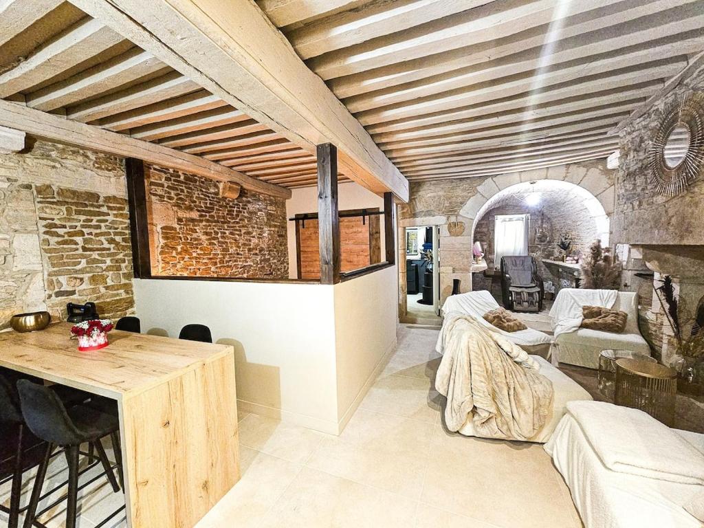 Posezení v ubytování charme ancien et évasion bien-etre avec sauna hammam