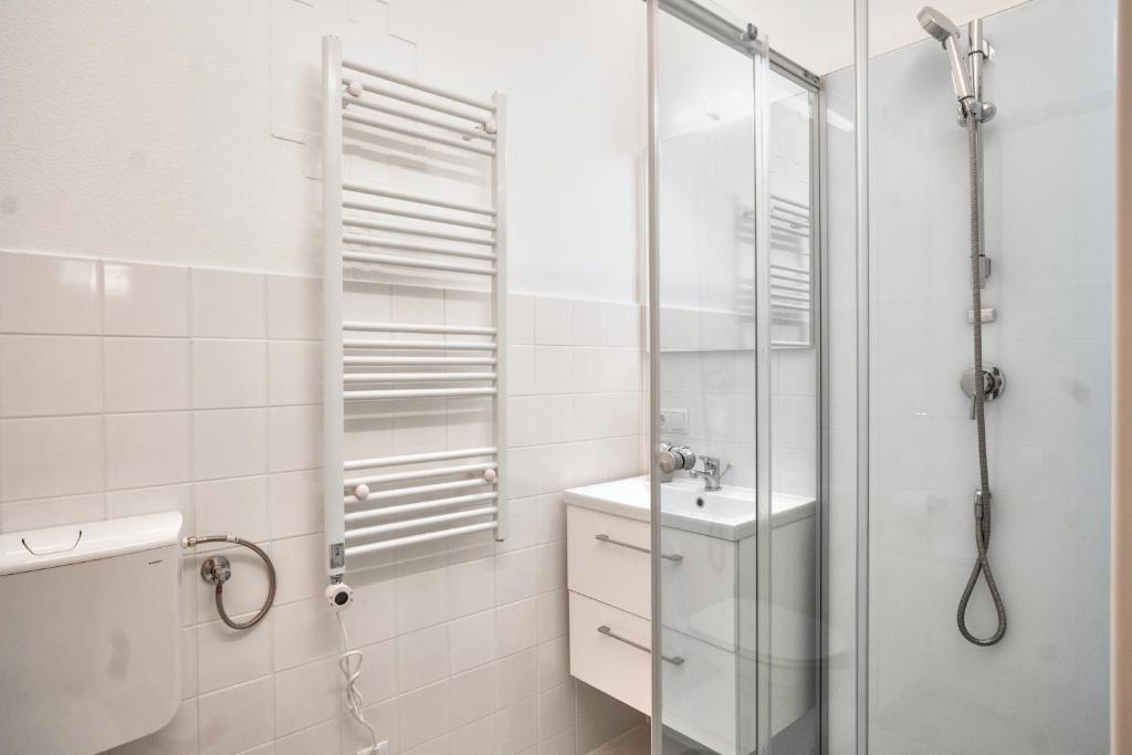 Votivpark Rooms I Self Check In - Resim 38