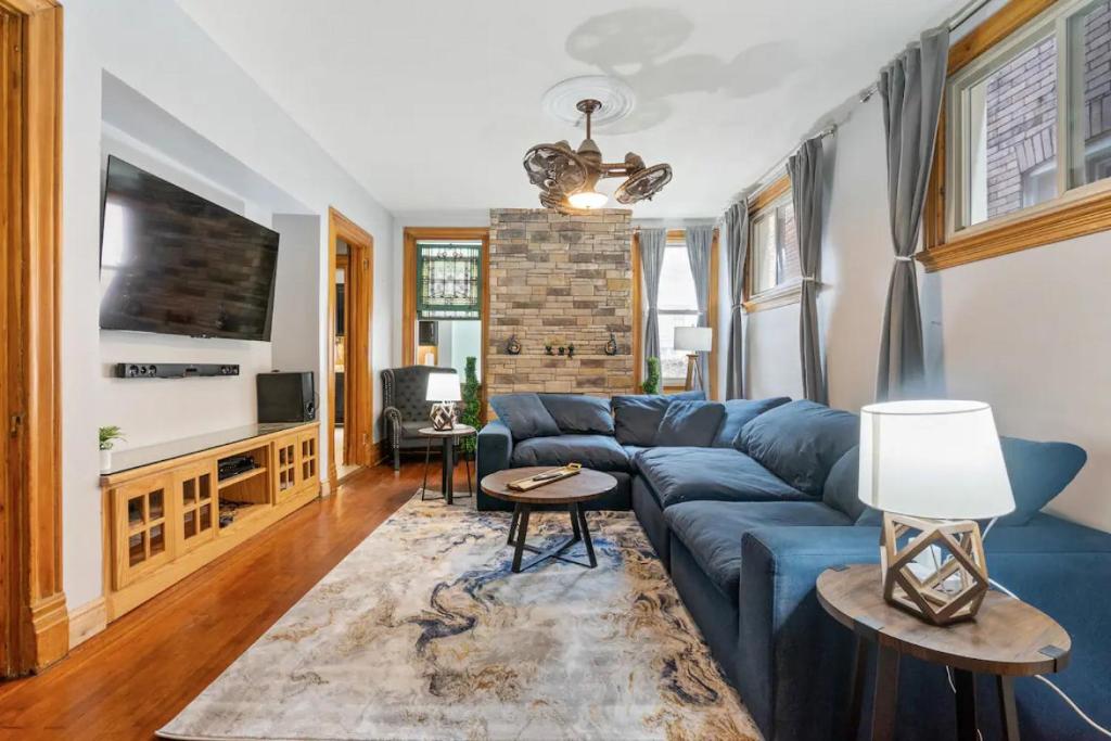 3-Story Historic Home with Steam Shower and 3 King Beds in Walkable ...