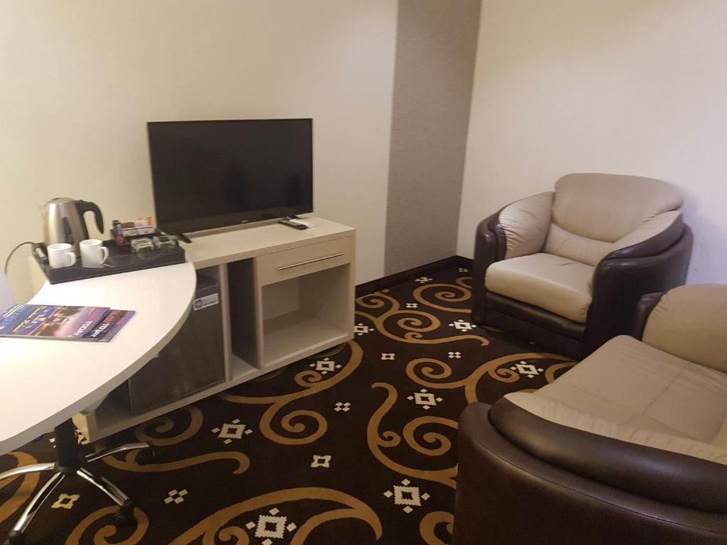 Palm Continental Hotel - جناح ديلوكس كينغ