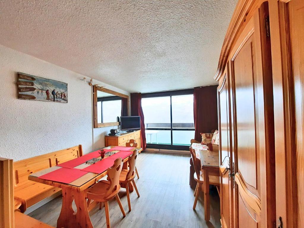 Appartement charmant, ski au pied, 4 à 6 pers, balcon sud, Wi-Fi, casier à skis, proche commerces - FR-1-452-272