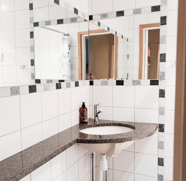 Hotel Lemonade - Resim 36