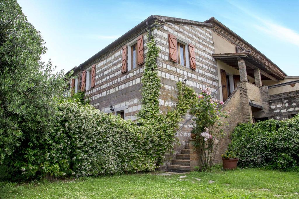 Budova, v ktorej sa apartmán nachádza