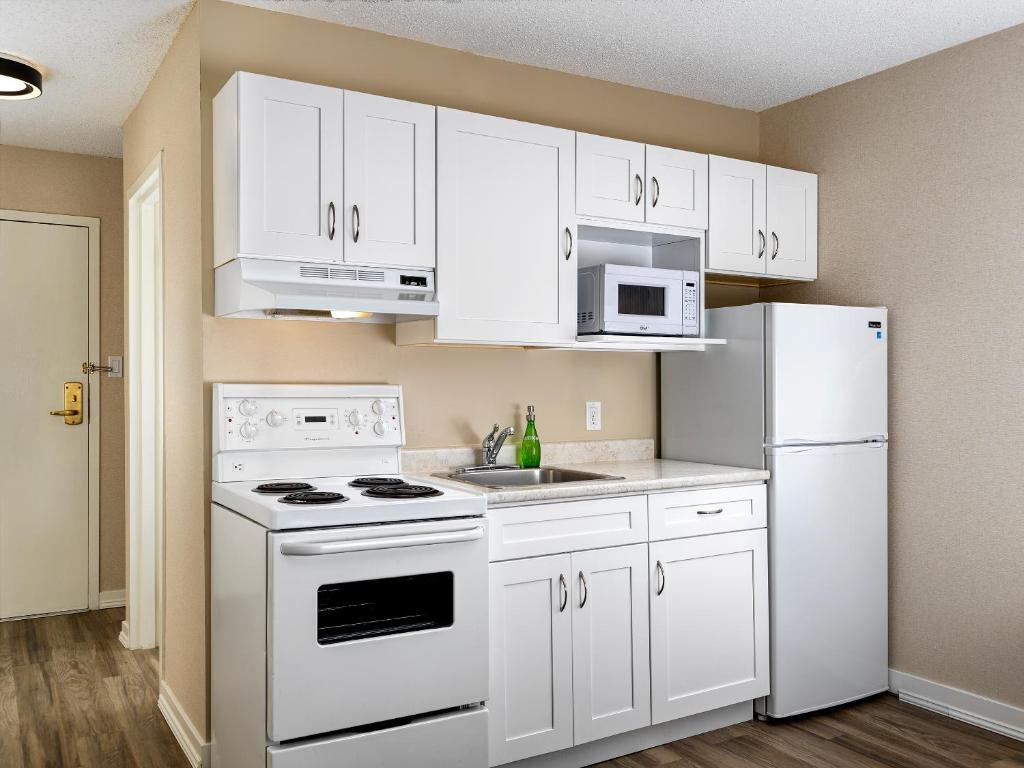 Huntingdon Hotel and Suites - Resim 35