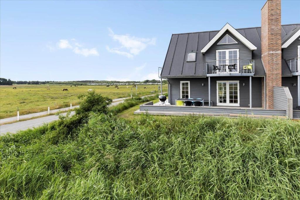 Tòa nhà nơi nhà nghỉ dưỡng tọa lạc