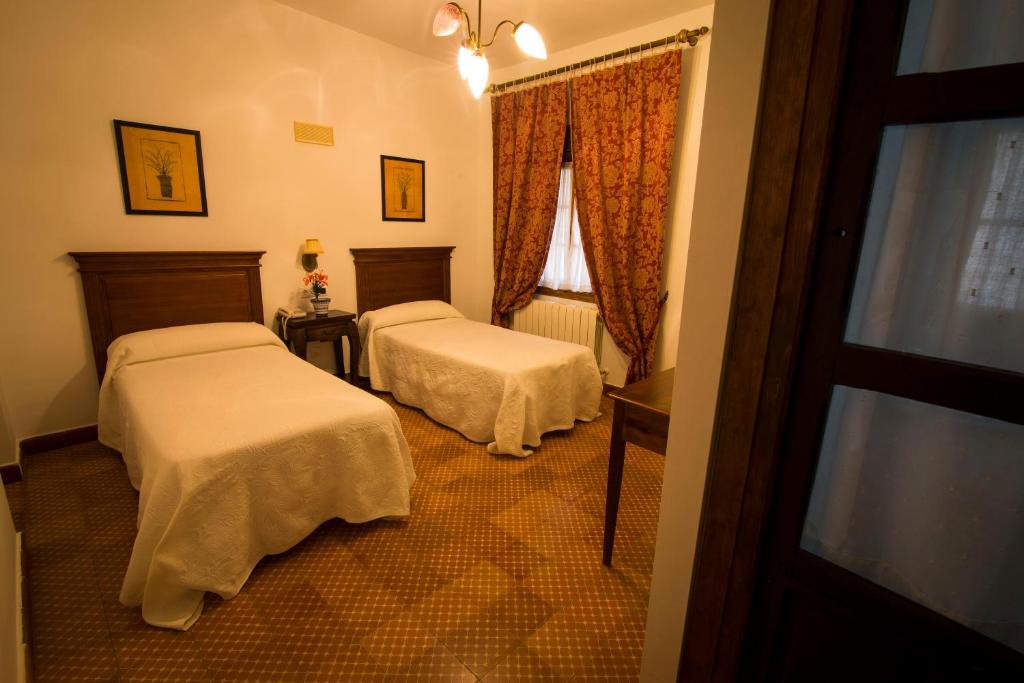 Hospedería Real Casona la Beltraneja - 10