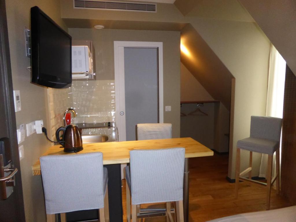 Excelsior Batignolles - Resim 38