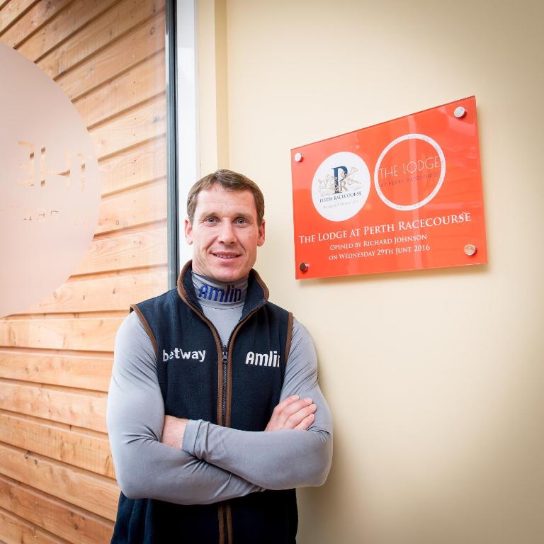 Certifikát, hodnocení, plakát nebo jiný dokument vystavený v ubytování The Lodge At Perth Racecourse