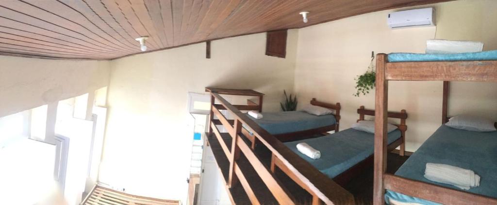 Katil atau katil-katil dalam bilik di Hostel IndiaJara