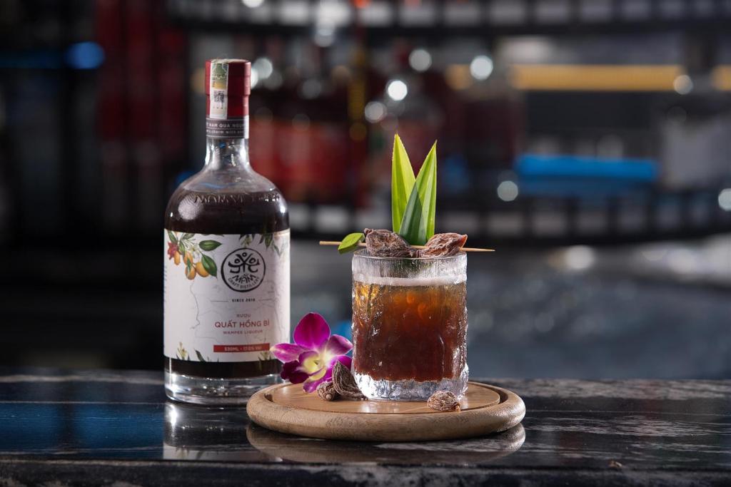 Le Premier Hotel & Rooftop Bar - 1