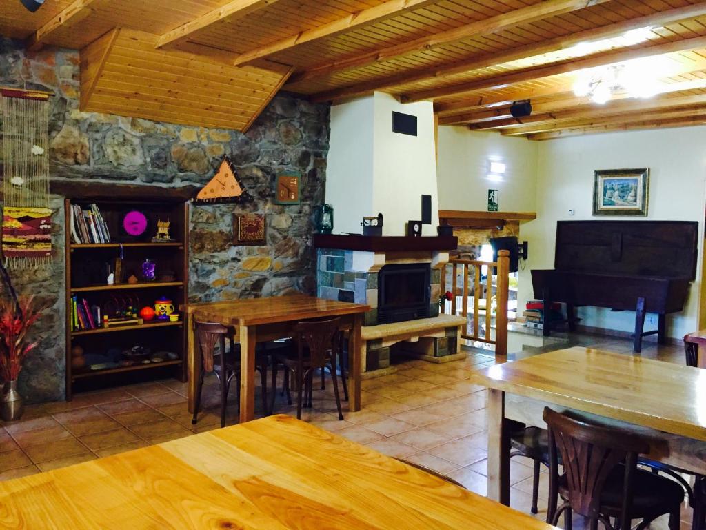 Fotografia z galérie ubytovania Hotel Rural Casa Ana v destinácii Vega de Espinareda