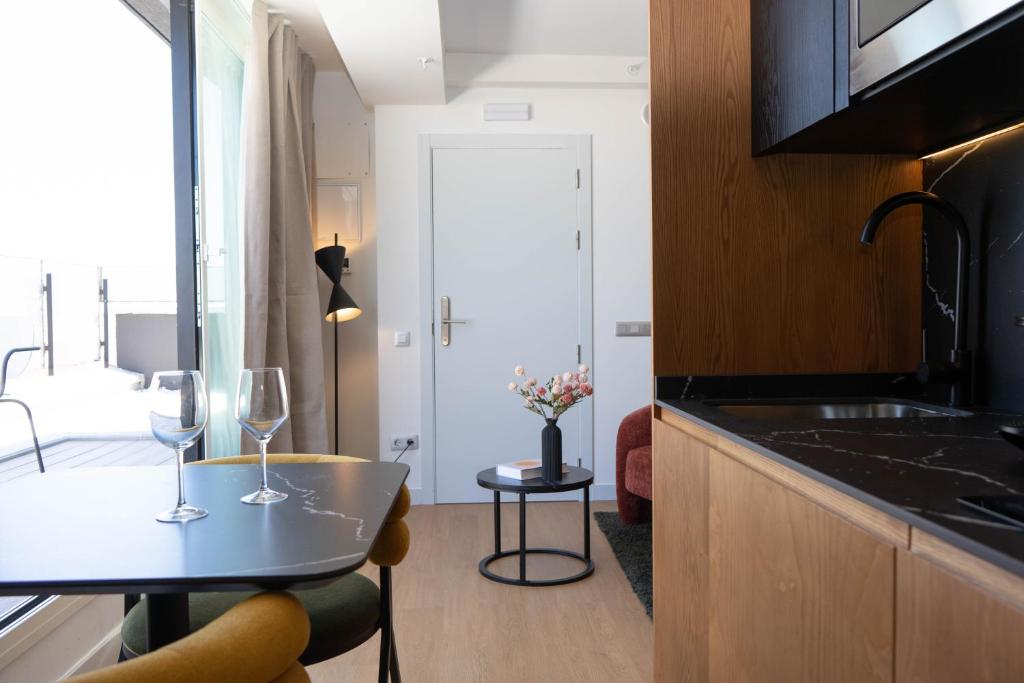 Be Mate Trafalgar - 16