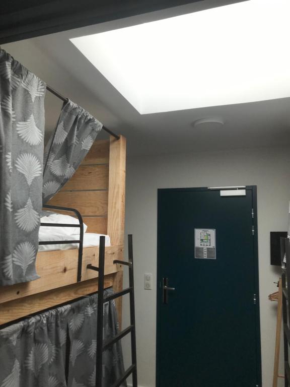 Auberge Koskenia - Eenpersoonsbed In Gemengde Slaapzaal