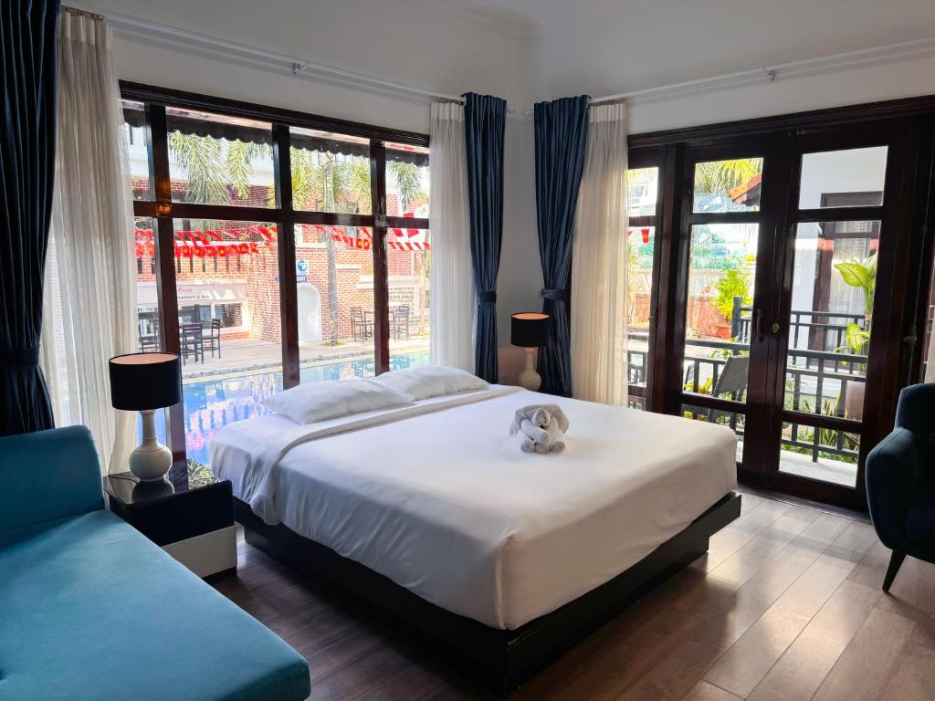 Suite Nhìn ra Hồ bơi