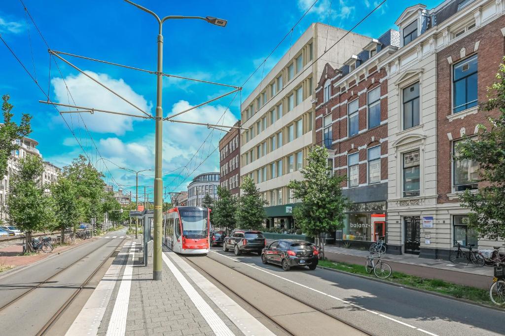 Court Garden Hotel - Resim 38