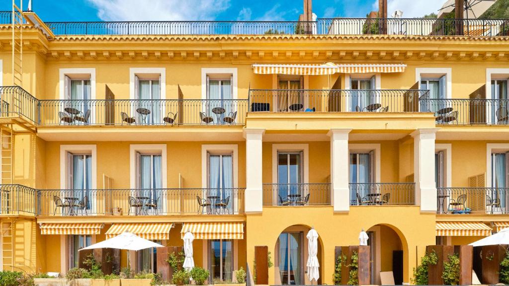 Hôtel La Pérouse Nice Baie des Anges - Resim 3