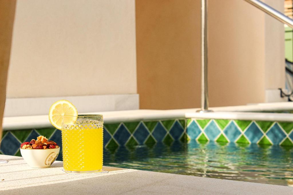 Cristine Bedfor Sevilla Boutique Hotel - Resim 10