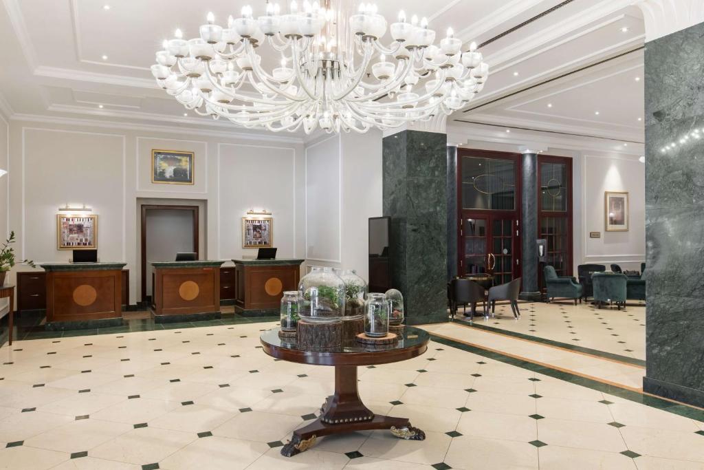 Radisson Blu Carlton Hotel, Bratislava - Resim 4