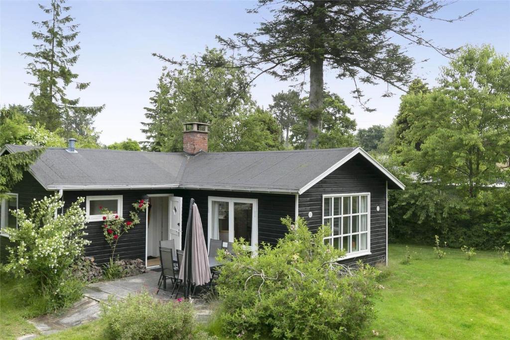 Κήπος έξω από το 888-Tisvildeleje-Sankt-Helene-Vej-14