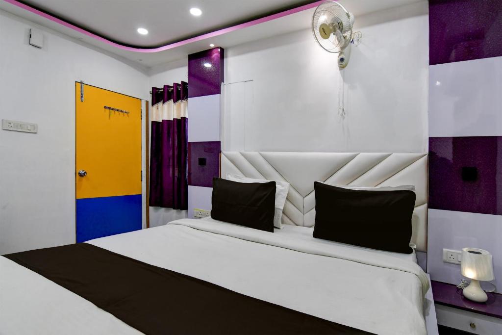 Imagen de la galería de Hotel O Happiness, en Ballygunge