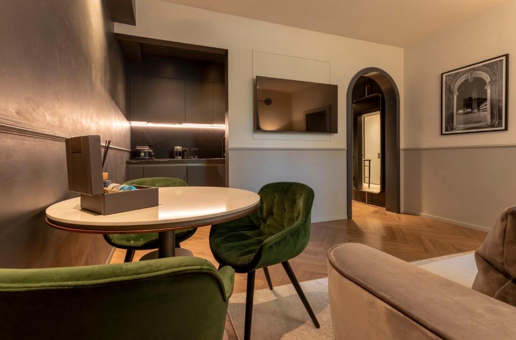 Luxury Apartments Palazzo Nani - 14