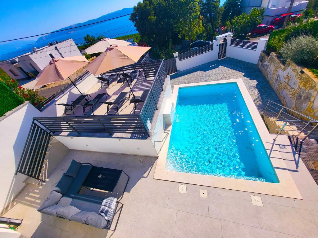 Bazén v ubytování Apartments Rafael nebo v jeho okolí